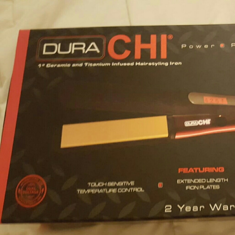 *NEW CHI Straightner